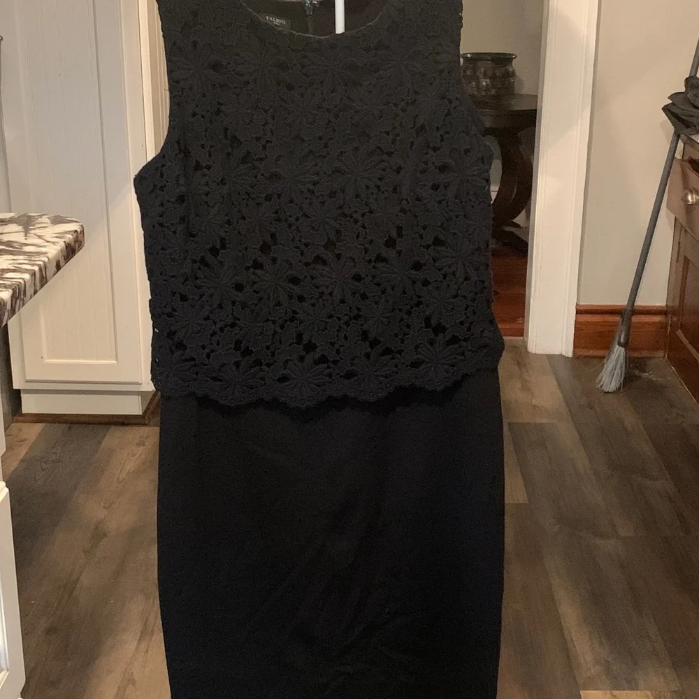 Talbots petites connected two piece cocktail dress. Worn twice. Excellent consit